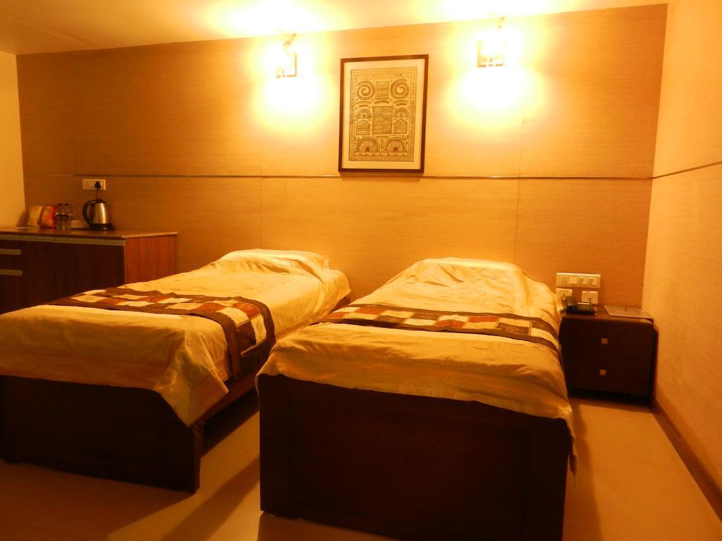 Brunton Heights Executive Suites Bangalore Esterno foto