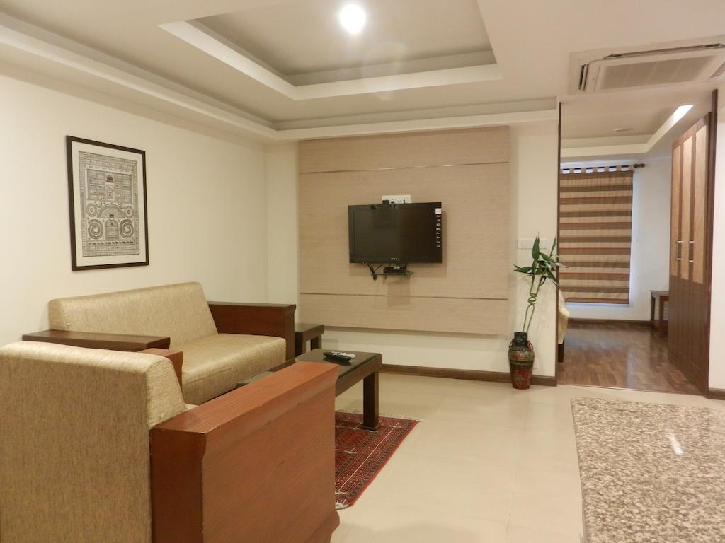 Brunton Heights Executive Suites Bangalore Esterno foto