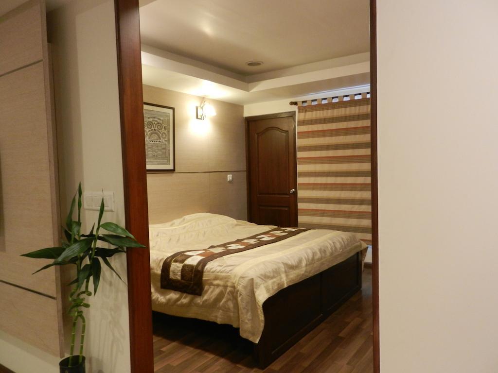 Brunton Heights Executive Suites Bangalore Esterno foto