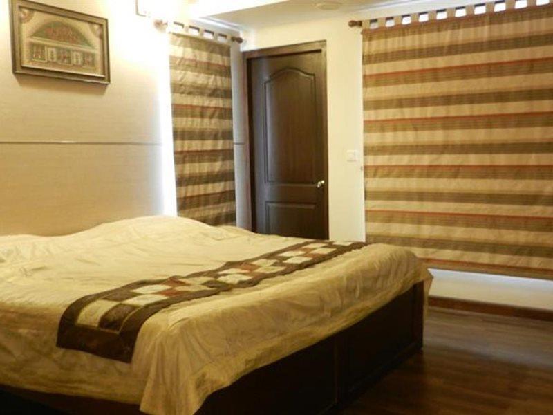 Brunton Heights Executive Suites Bangalore Esterno foto