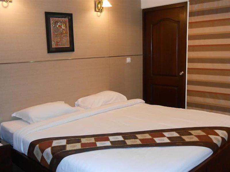 Brunton Heights Executive Suites Bangalore Esterno foto