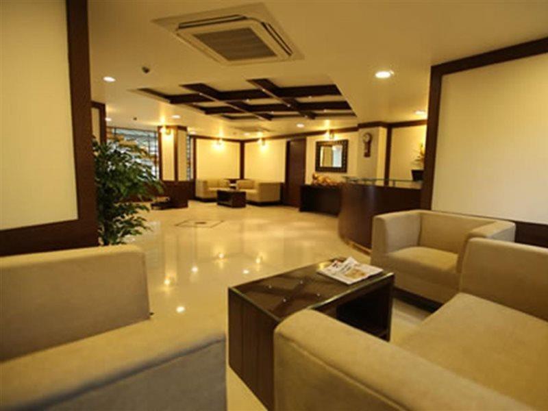 Brunton Heights Executive Suites Bangalore Esterno foto