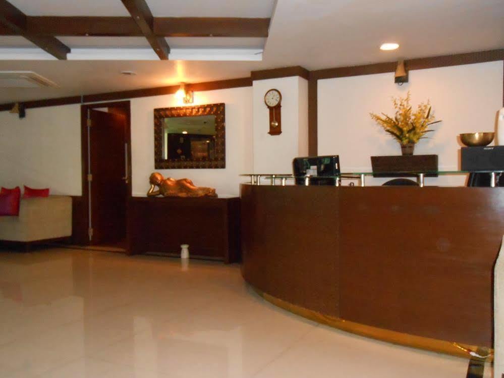Brunton Heights Executive Suites Bangalore Esterno foto
